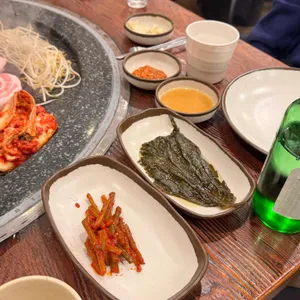돌판마당 대표 사진