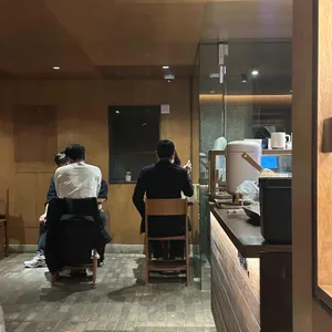 콤포타블 대표 사진