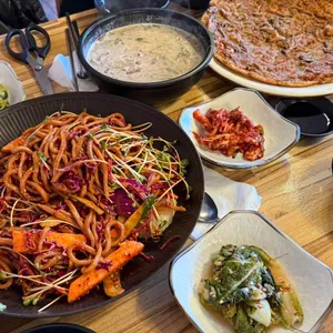 심학산 도토리국수 사진 1