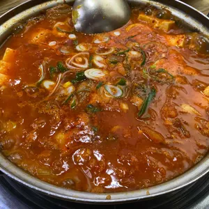 고향집뚝배기 대표 사진