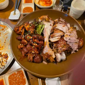 가장맛있는족발 사진