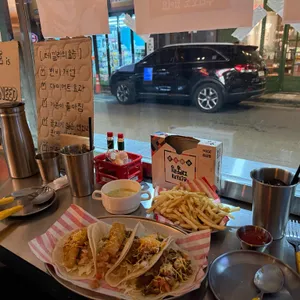 멕시멀타운 대표 사진