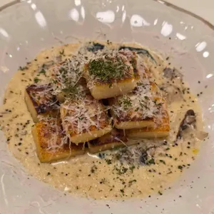 그라치에 대표 사진