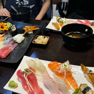 스시진 대표 사진