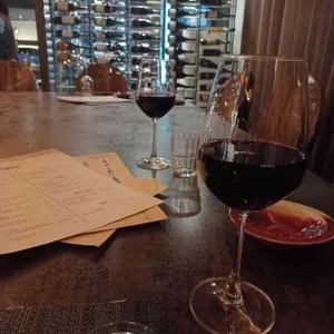 Gaga bar 대표 사진