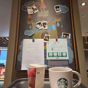 스타벅스 대표 사진