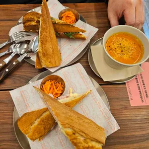 소금집샌드위치 대표 사진