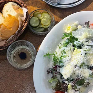 노이식탁 대표 사진