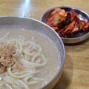 통큰칼국수 사진