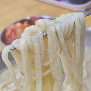 통큰칼국수 사진