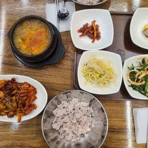 너도나도식당 사진