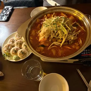 이네 대표 사진