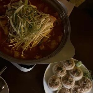 이네 대표 사진