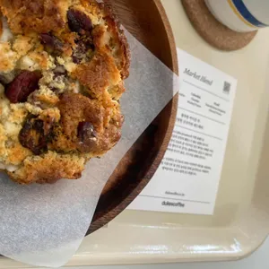 베이먼트 대표 사진