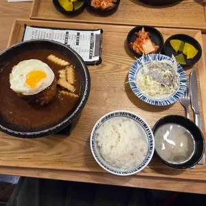 요시카츠 대표 사진