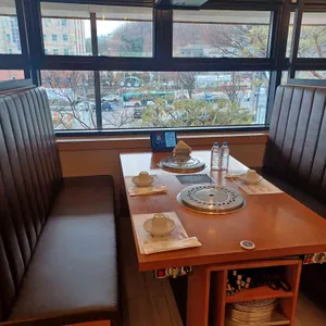 가든파티 대표 사진