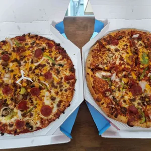 도미노피자 사진