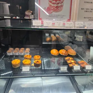 원오브카인드 대표 사진