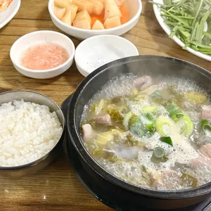 설천순대국밥 사진 1