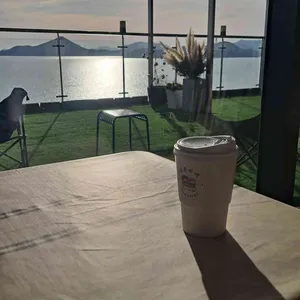 카페 라온피네 대표 사진