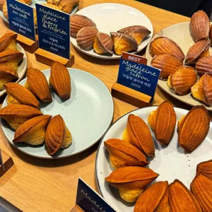 에뚜왈 리뷰 사진