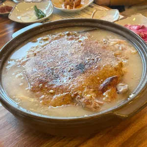 유씨네본가 누룽지삼계탕 대표 사진