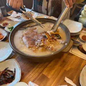 유씨네본가 누룽지삼계탕 대표 사진