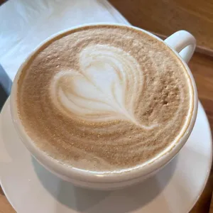 카페 평범 대표 사진