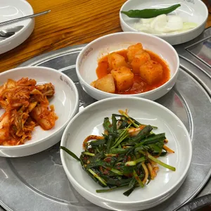 청년감자탕순대국 대표 사진