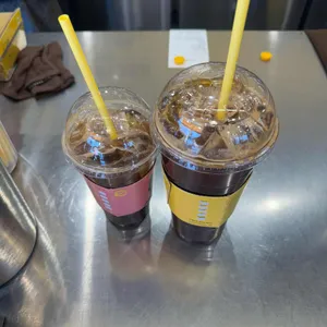 컴포즈커피 사진