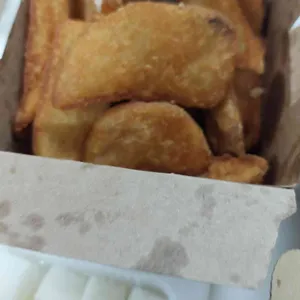 교촌치킨 사진