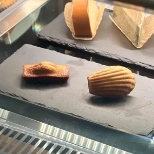 커피 몽타주 사진