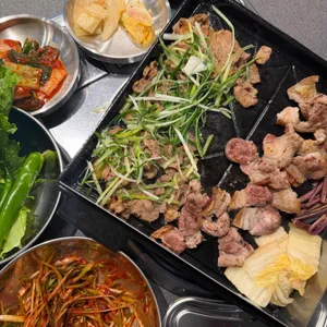 이로운 연탄구이 대표 사진