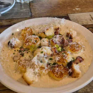 헤이스팅스 대표 사진