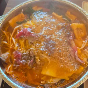 샤브토랑 대표 사진