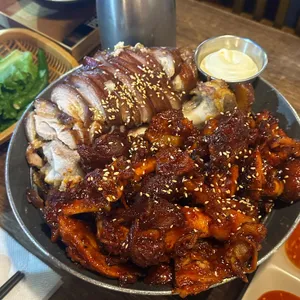 나무오향족발 대표 사진