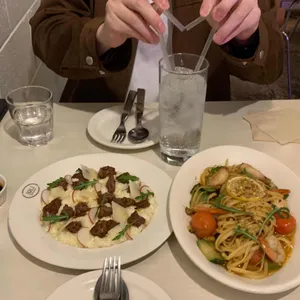 졸리연남 대표 사진