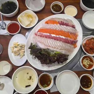 속초오징어어시장 대표 사진