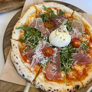 멜로우테이블 사진