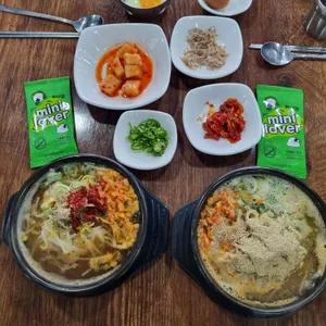 콩나물교실 해장국 대표 사진