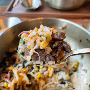 바른집들기름육회비빔&생고기 대표 사진