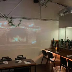 토모 대표 사진