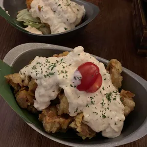 토모 대표 사진