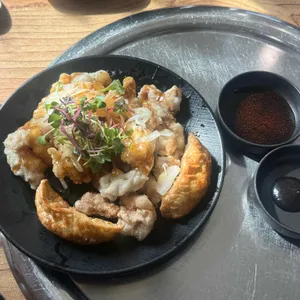 뚝배기짬뽕뚫어뽕 대표 사진