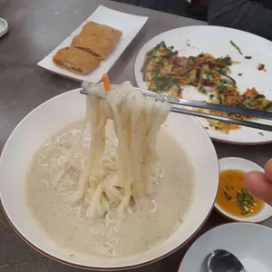 홍두깨칼국수 사진