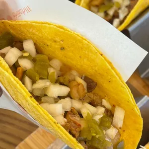 타코앤칠리 사진