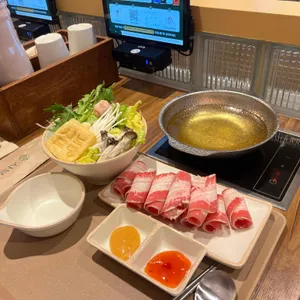 샤브토랑 대표 사진