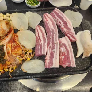 흥부네쌈밥 사진 1