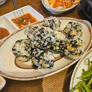 더맛있는족발보쌈 대표 사진