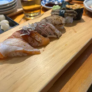 김초생초 대표 사진